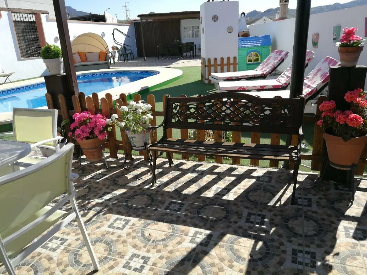 La Casita De Madera Holiday home Ardales