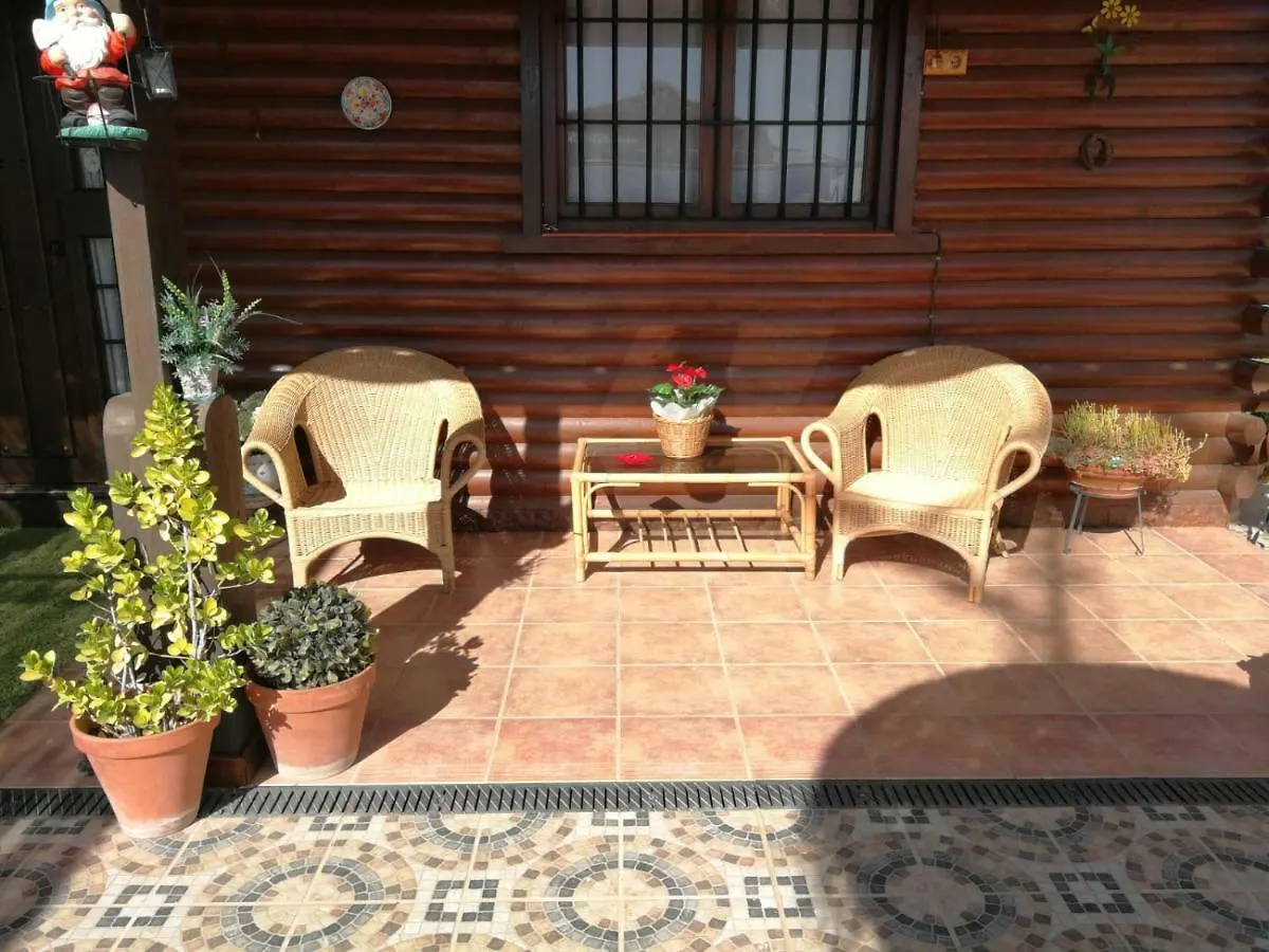 La Casita De Madera Holiday home Ardales